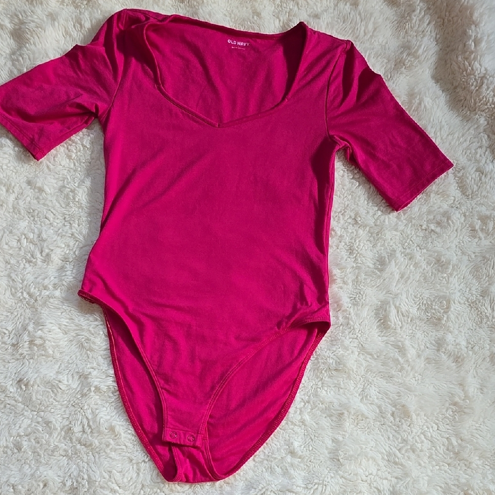 OLD NAVY  WOMEN BODY PINK S